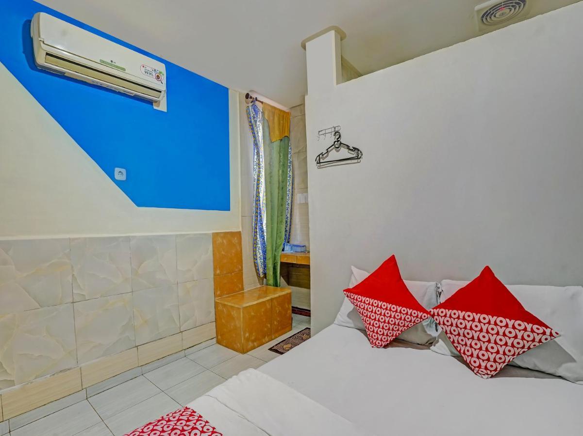 Oyo 90161 Hotel Lendosis Pipa Reja Angkatan 66 Palembang Eksteriør billede